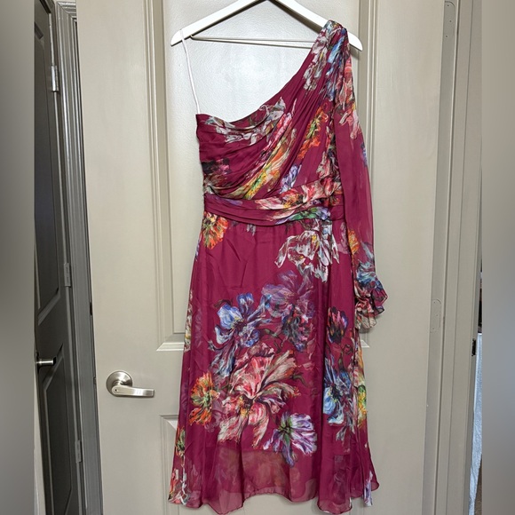 Marchesa Notte Floral Printed Cocktail Dress - Picture 7 of 11